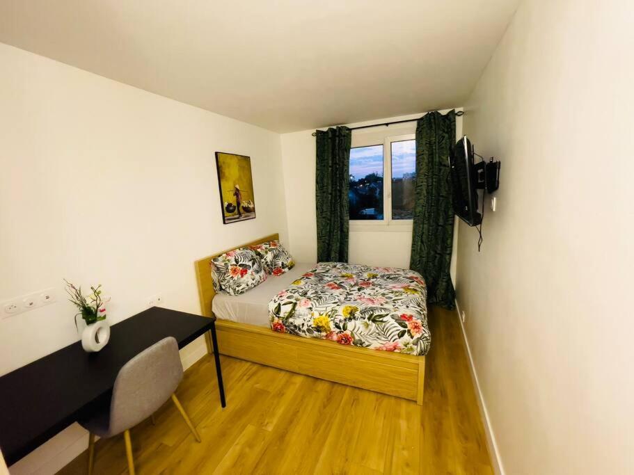 Magnifique Appartement De 4 Chambres 8 Personnes Max A 20 Minutes De Paris Antony Eksteriør billede