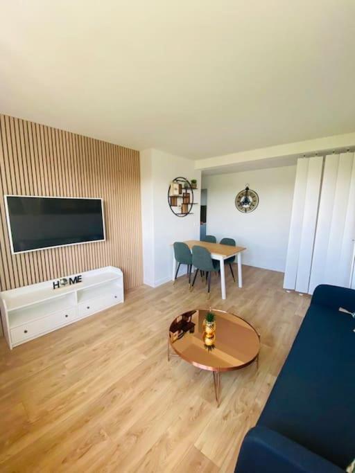 Magnifique Appartement De 4 Chambres 8 Personnes Max A 20 Minutes De Paris Antony Eksteriør billede